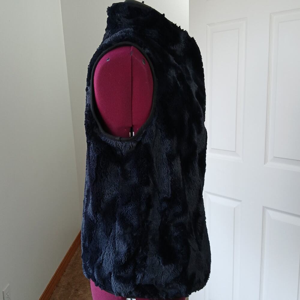 Jack by BB Dakota Black Faux Fur Vest Small sleeveless jacket coat pockets soft - Picture 5 of 15
